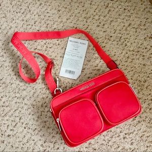MICHAEL KORS HANOVER LG EW CROSSBODY BRIGHT RED